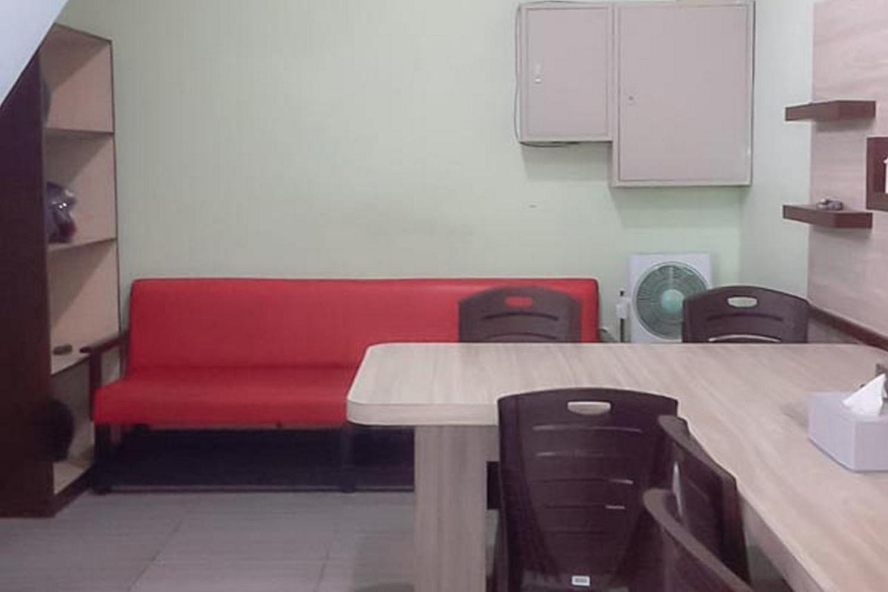 Guest House Anak Raja Pangkalan Bun Syariah RedPartner Bagian luar foto