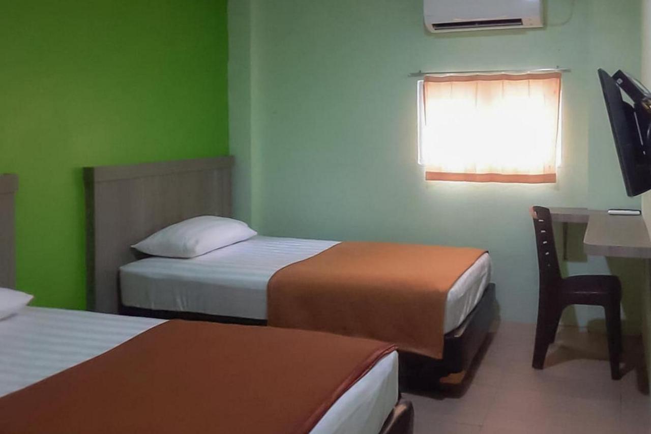 Guest House Anak Raja Pangkalan Bun Syariah RedPartner Bagian luar foto