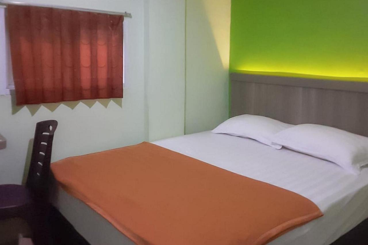 Guest House Anak Raja Pangkalan Bun Syariah RedPartner Bagian luar foto